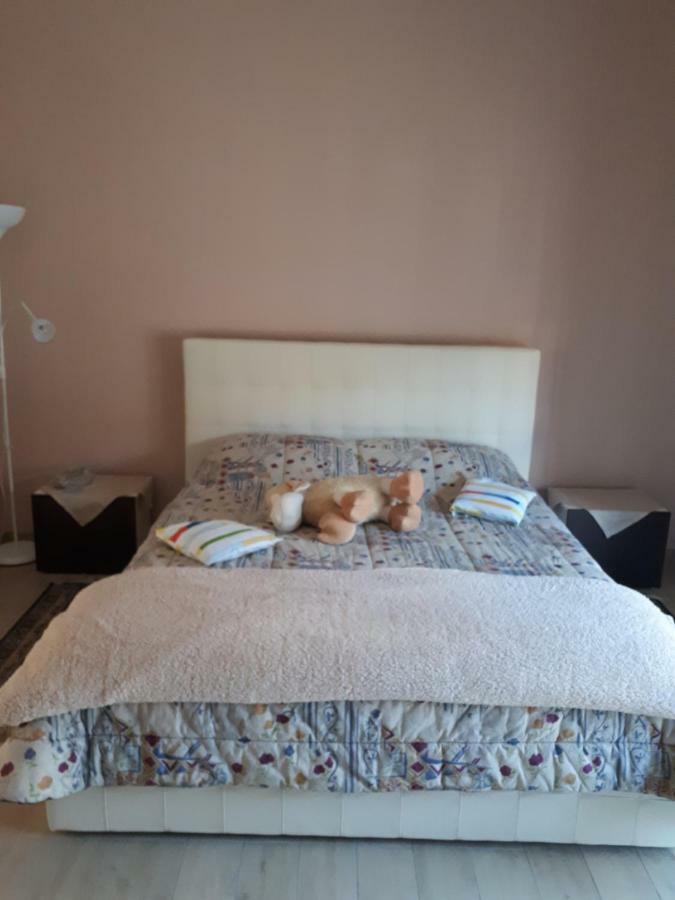 Casa Delle Orchidee Hotel Алба Екстериор снимка